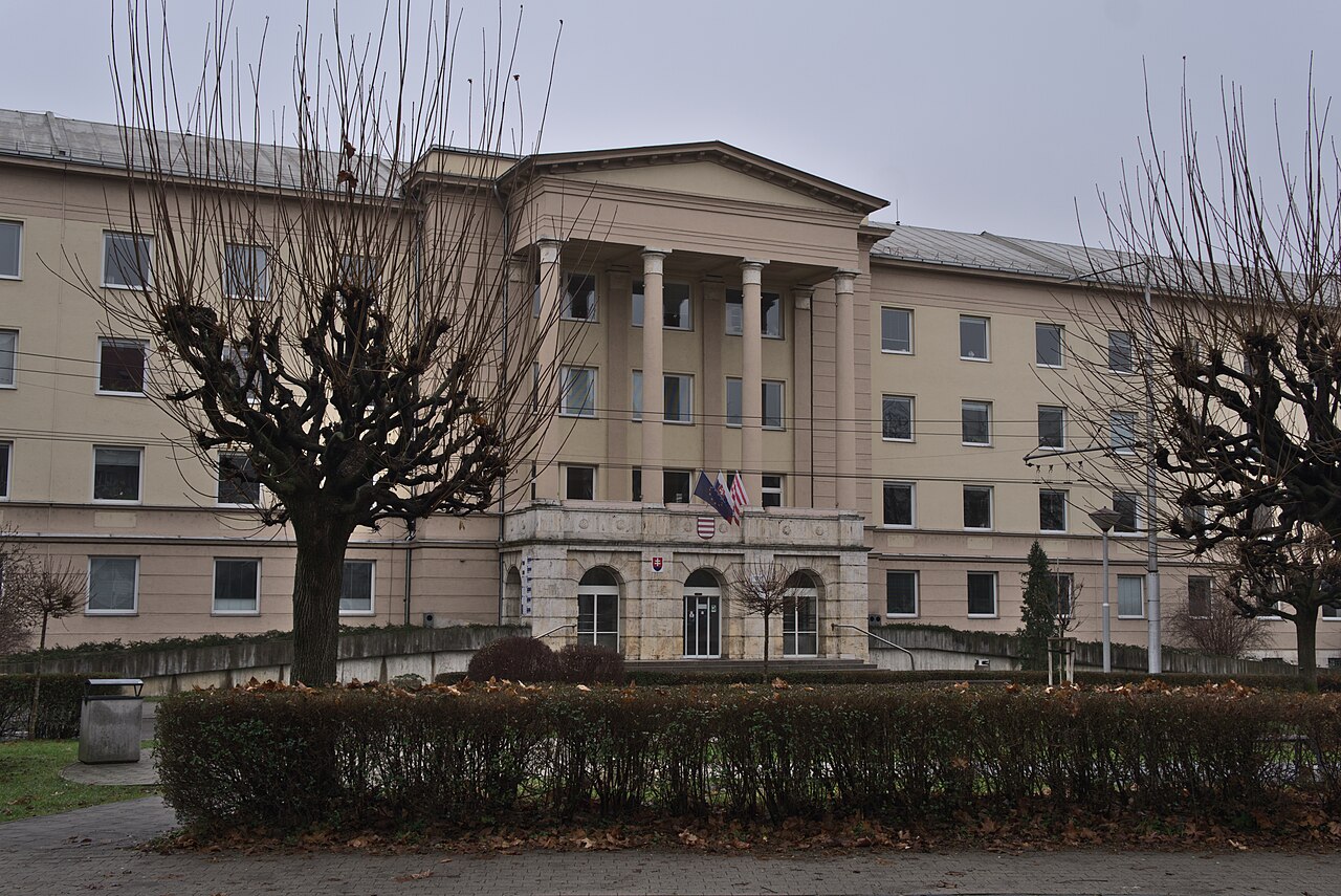 Radnica mesta Banská Bystrica na Námestí SNP